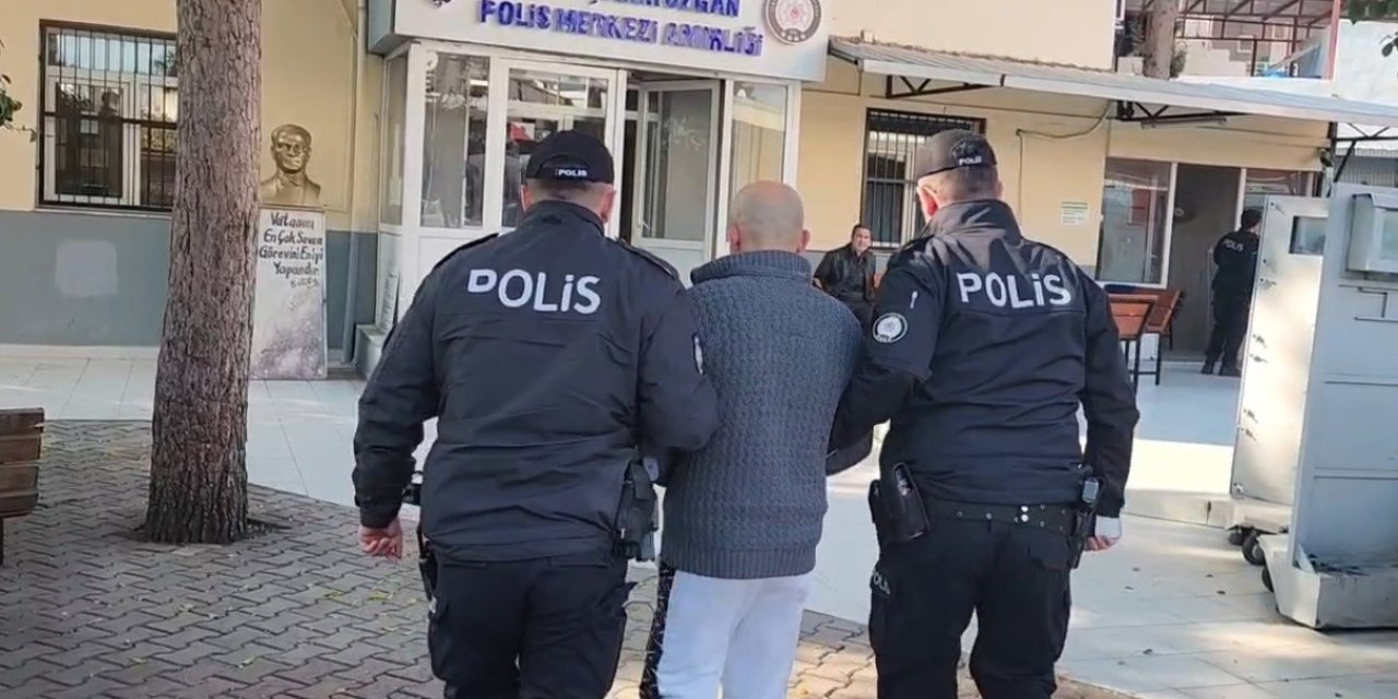 İzmir’de aranan 2 şüpheli kıskıvrak yakalandı