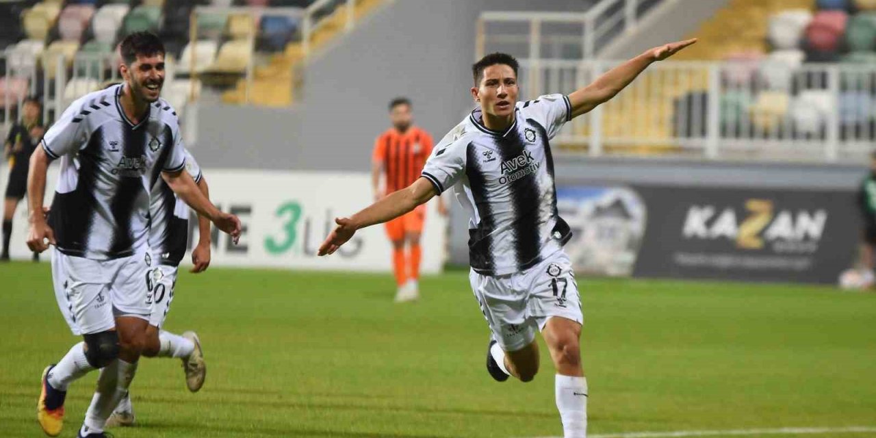 Altay’da ilk devrenin kazancı Ünal Alihan Kavlak oldu