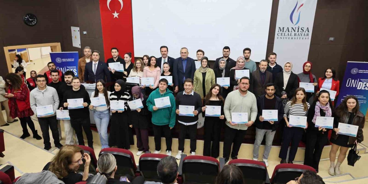 ÜNİDES gençliğin üretim gücüne güç katıyor