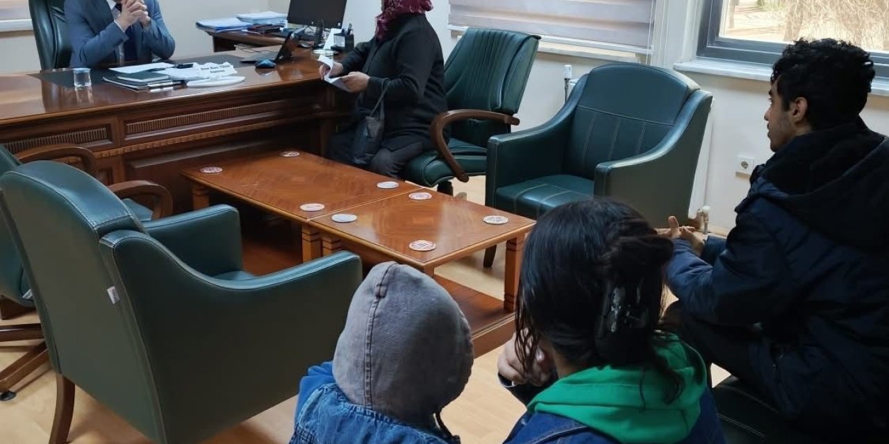 Bolvadin’de vatandaşlar sorunlarını kaymakama anlattı