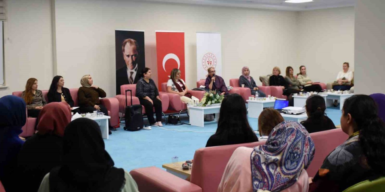 Filistin davasının sembol isimleri ‘Sumud’ kahramanları gençler ile buluştu