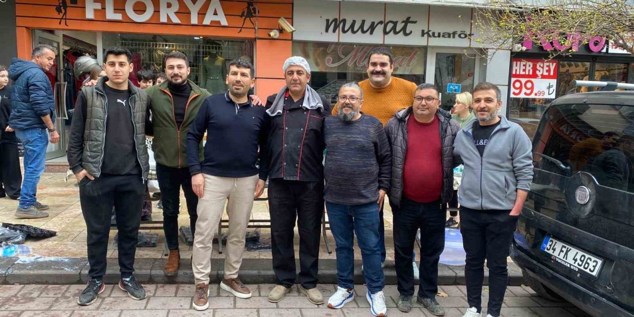 Denizli’de esnaflardan Regaip Kandili hayrı