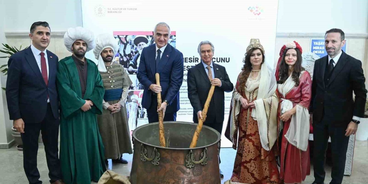 Kültür ve Turizm Bakanı Ersoy, Ankara’da Mesir Macunu kardı