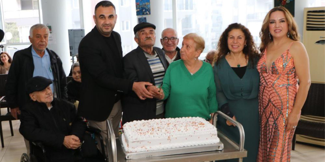 Söke Huzurevi’nde erken yılbaşı kutlaması