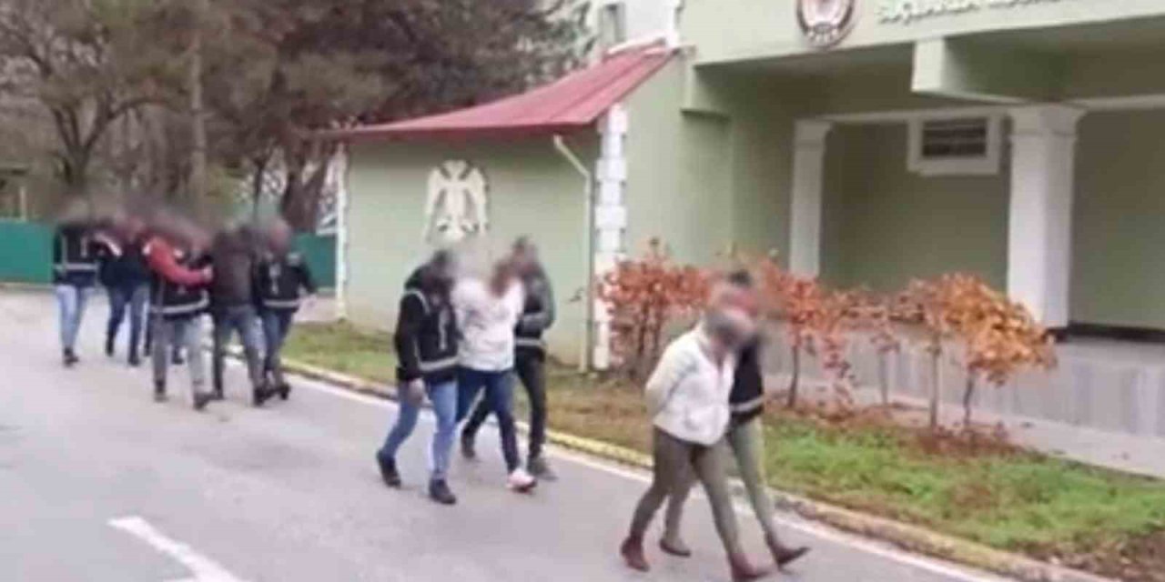 Uşak’taki tefecilik operasyonunda 3 tutuklama