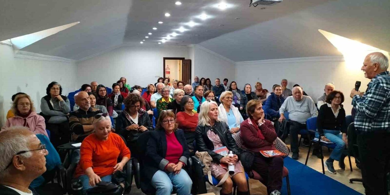 Köyceğiz Tazelenme Kampüsü’nde Prof. Dr. Tuna’dan konferans