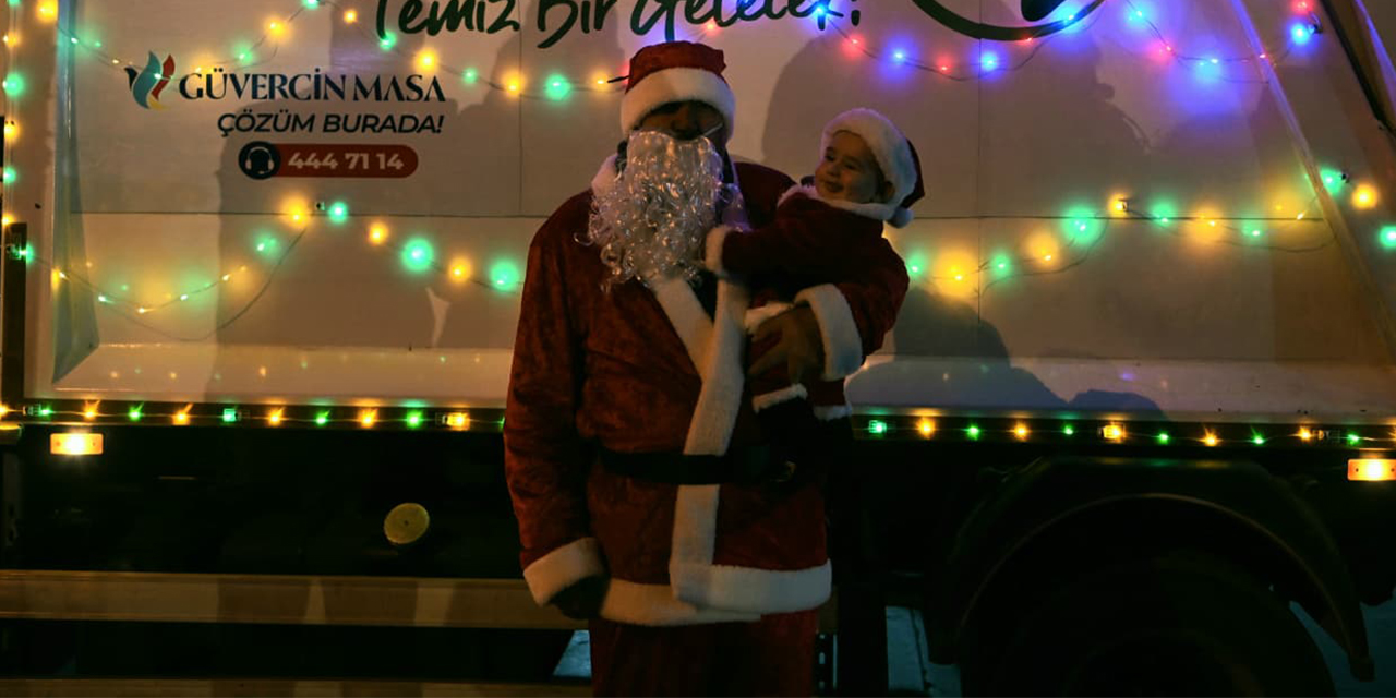 Kuşadası’nda renkli ve  çevreci yeni yıl etkinliği