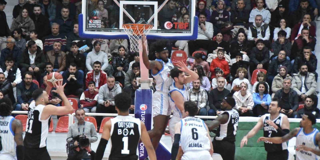 Basketbol Süper Ligi: Aliağa Petkimspor: 72 - Beşiktaş: 75