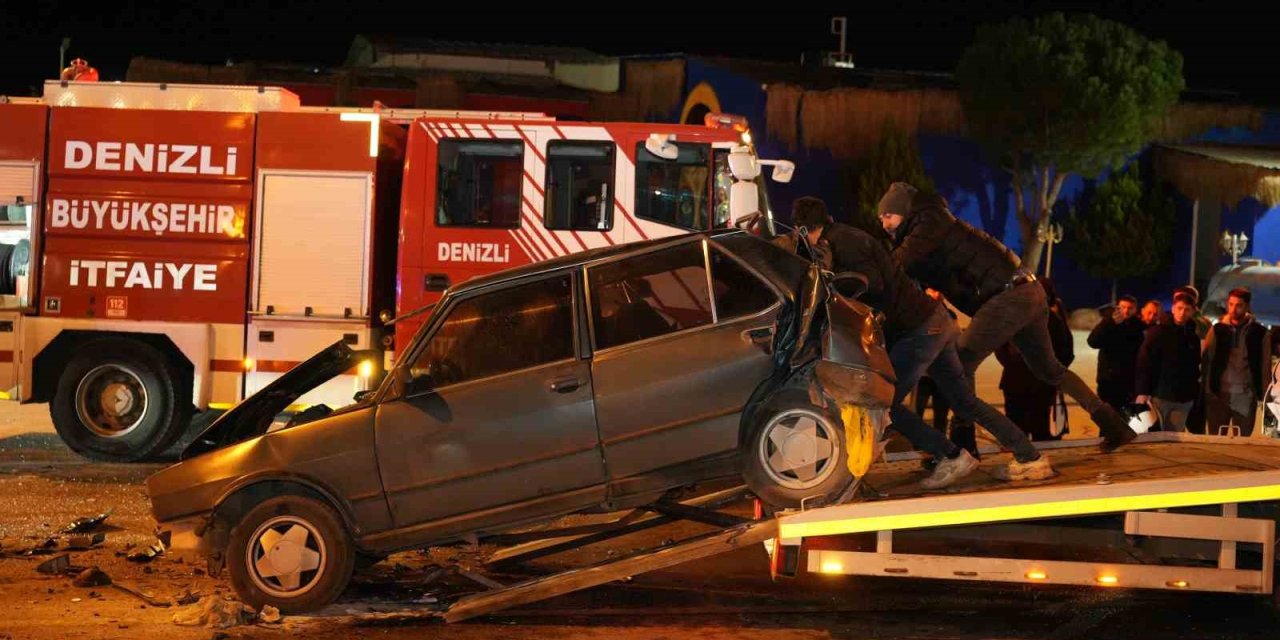 Denizli’de 5 aracın karıştığı zincirleme kaza çok sayıda kişi yaralandı
