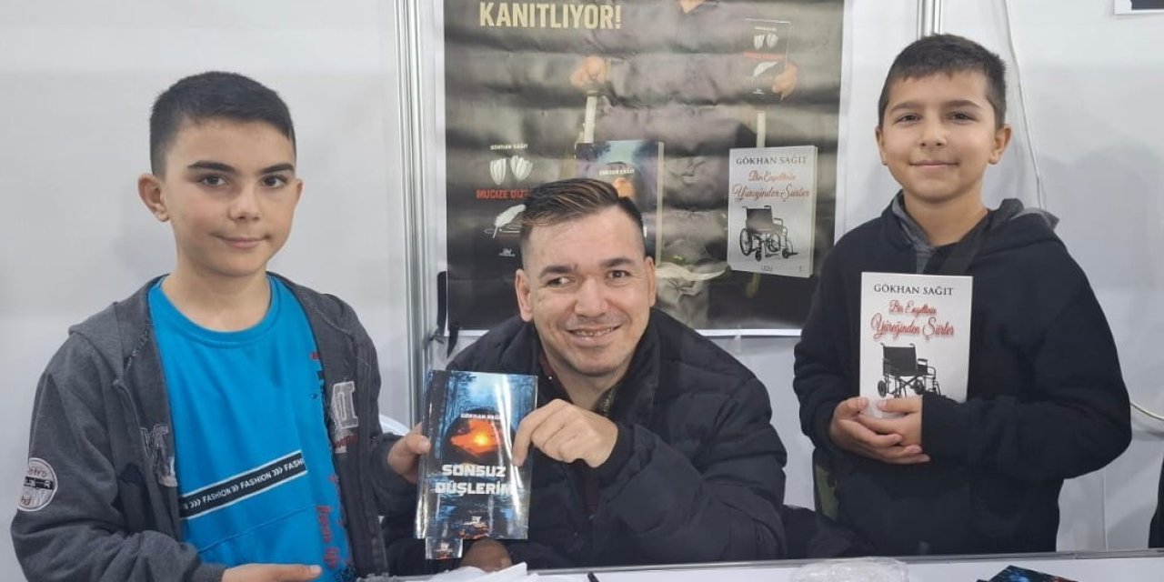 Engelsiz yazar okuyucularıyla bir araya geldi