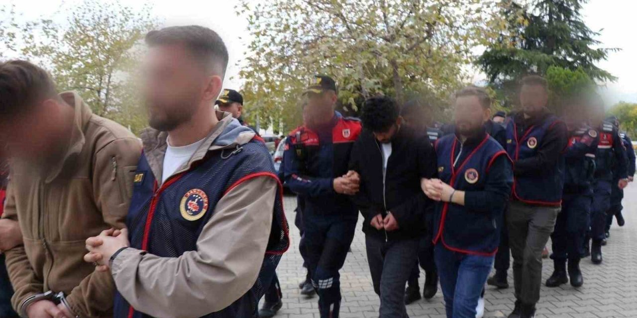 Fabrikalara dadanan suç örgütü kasaları spiral makinesiyle patlattı