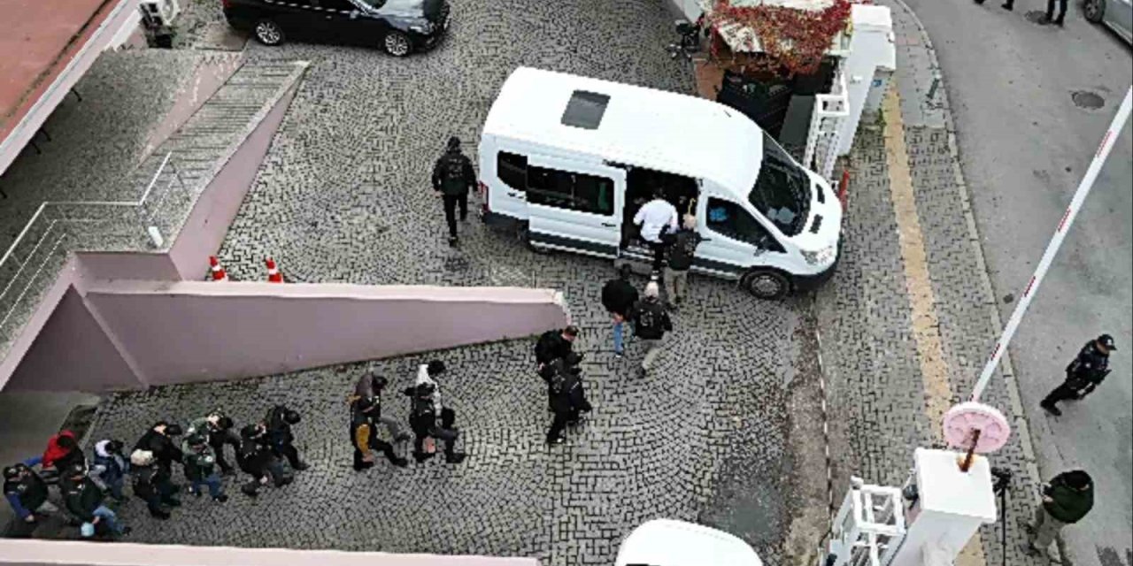 İzmir’de DEAŞ operasyonu: 40 gözaltı