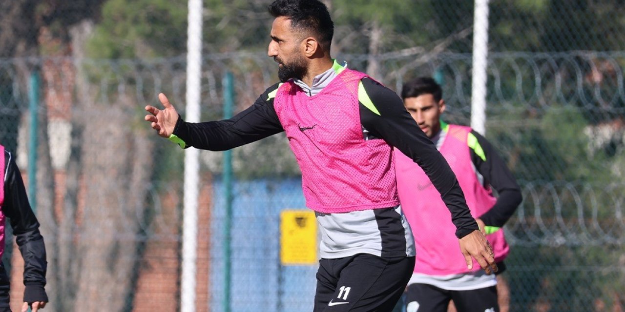 Aliağa FK, Gökhan Karadeniz’in peşinde