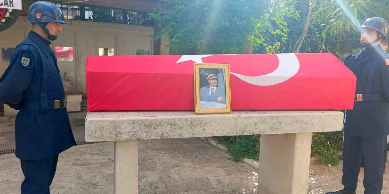 Kore Gazisi Ahmet Orhan Gülez son yolculuğuna uğurlandı