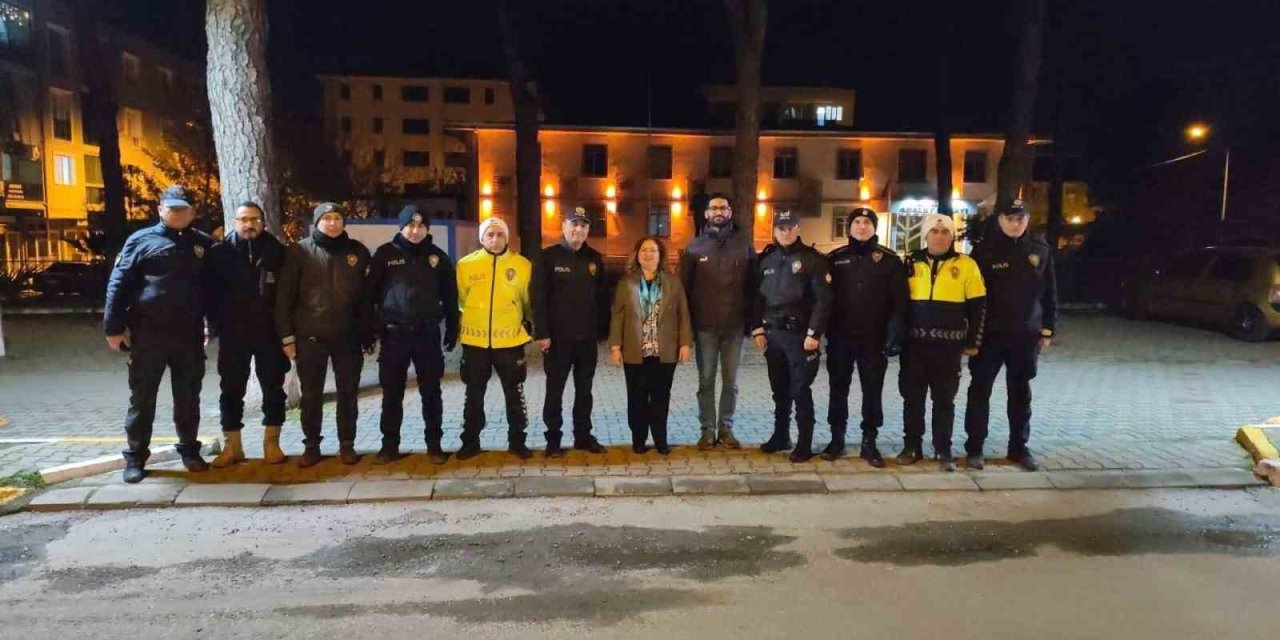 Kaymakam Doğru yeni yıla görevi başında girenleri unutmadı