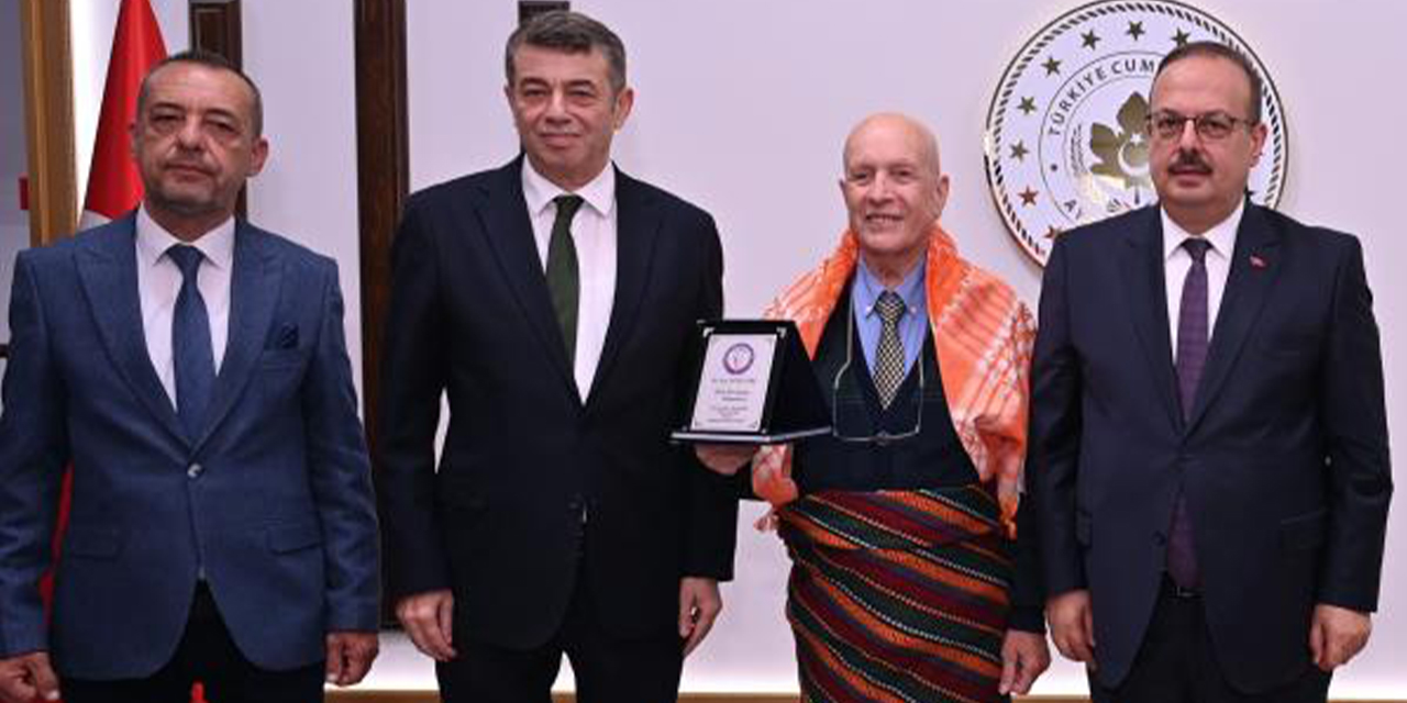 Aydın’da yılın ahisi seçilen Düzgünel yaşamını yitirdi