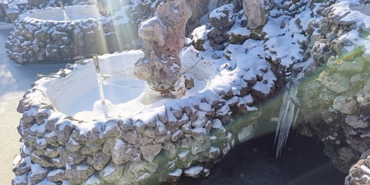 Afyonkarahisar buz kesti