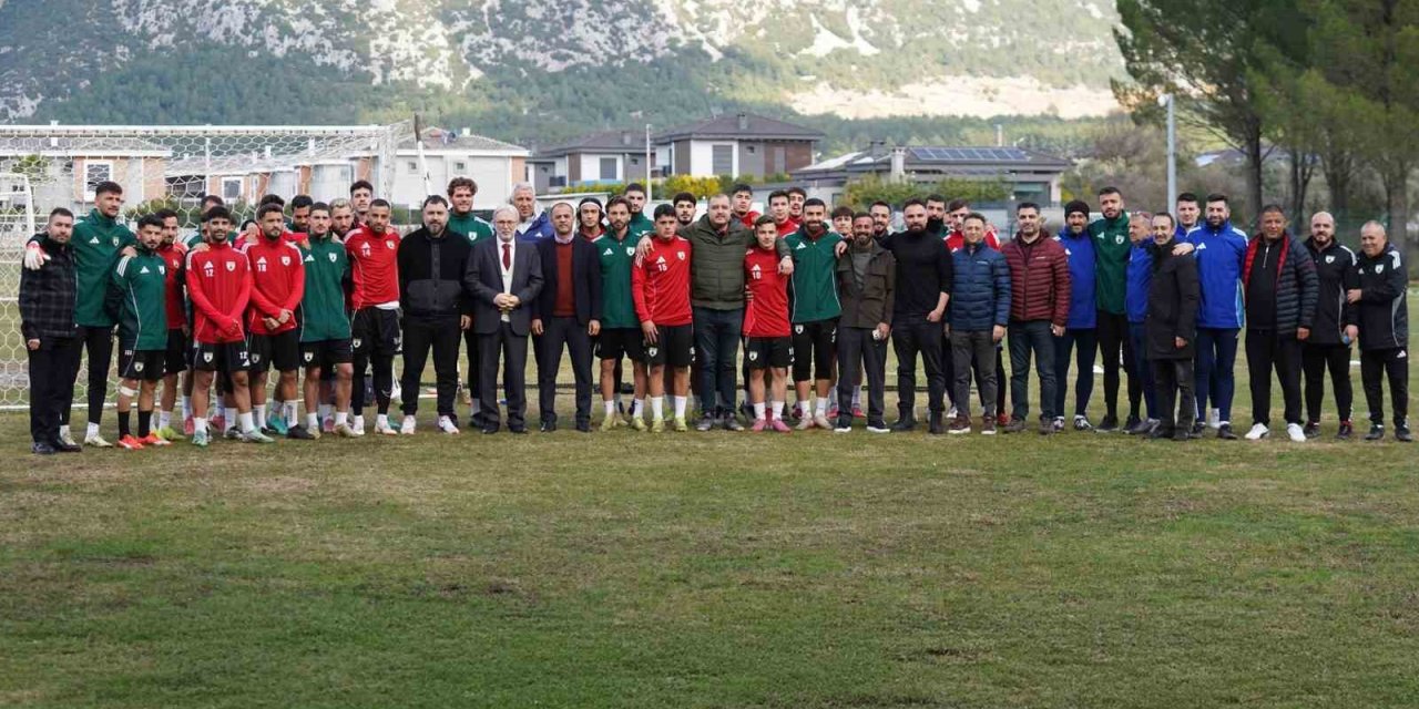 Muğlaspor hazırlık kampı için Antalya’da