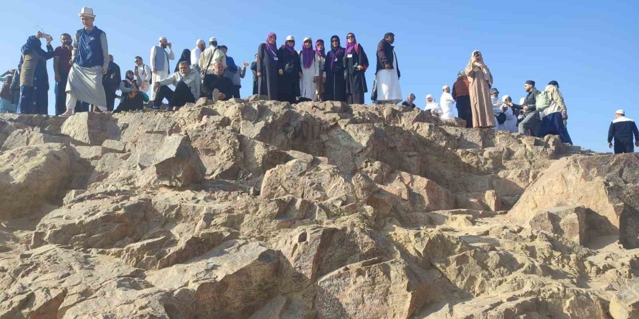 Denizli kafilesinden kutsal topraklarda duygu dolu ziyaretler