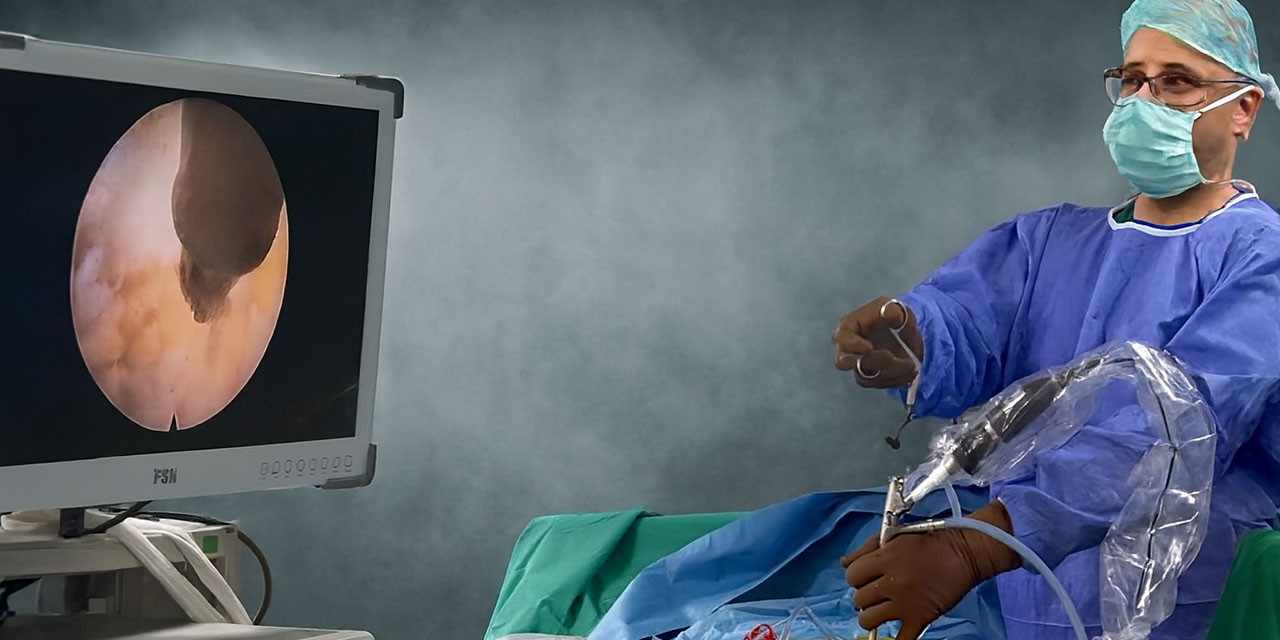 ADÜ’de bir ilk:  Tam kapalı bel  ameliyatları  başladı