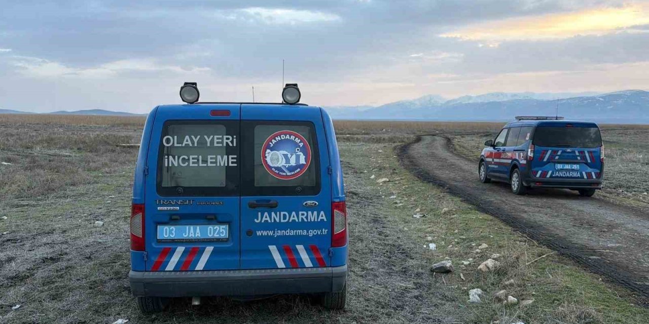 Birlikte ava gittiği arkadaşını yanlışlıkla kafasından vurdu