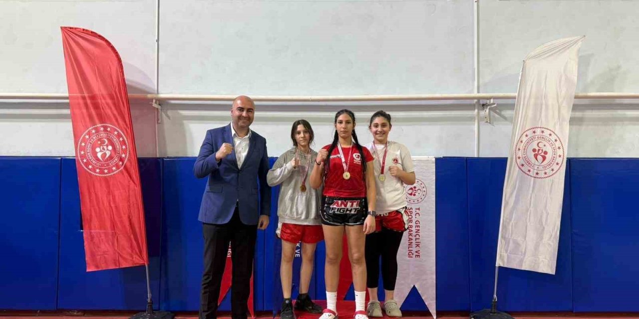 Okul sporları Kick-Boks müsabakaları Germencik’te gerçekleştirildi
