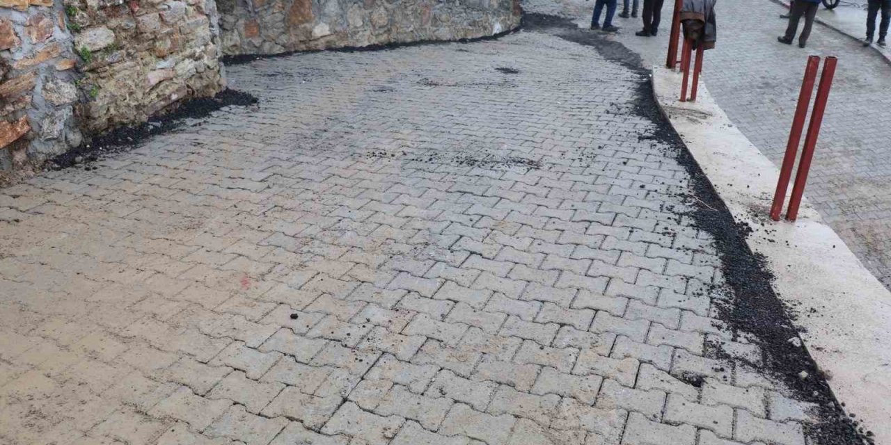 Bozdoğan Belediyesi, genç kızın yol isteğini yerine getirdi