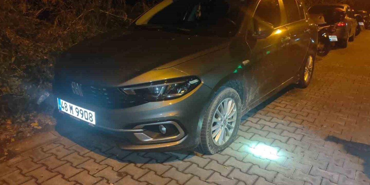 Marmaris’te 16 aracın lastiklerini bıçaklayan şahıs tutuklandı