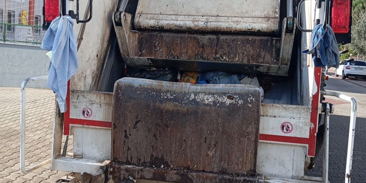 Marmaris’te Belediyesi çöp kamyonunun çarptığı kadın ağır yaralandı