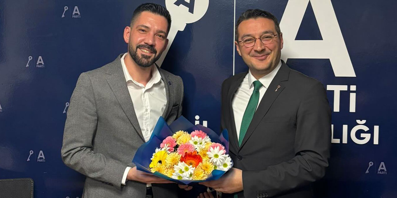 Anahtar Parti Aydın İl Başkanlığı’nda  devir teslim gerçekleşti