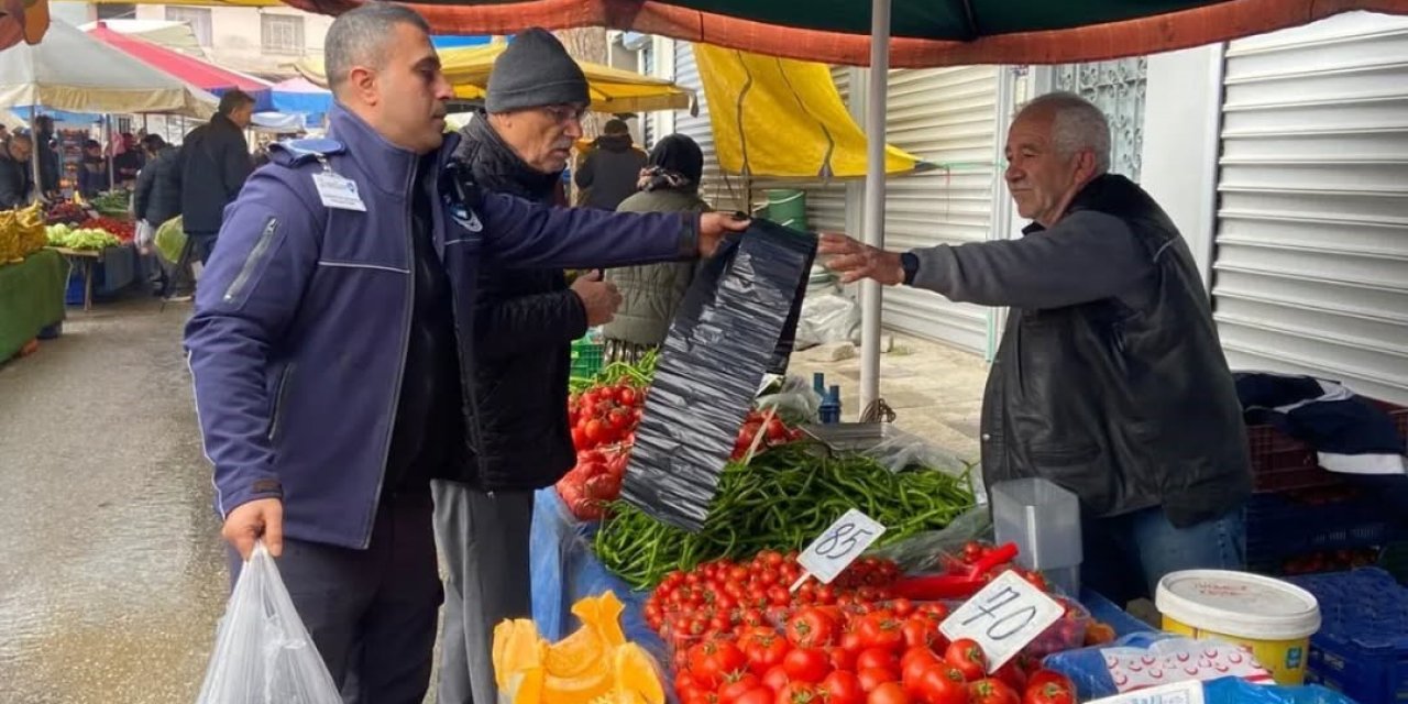 Germencik’te semt pazarında sıkı denetim
