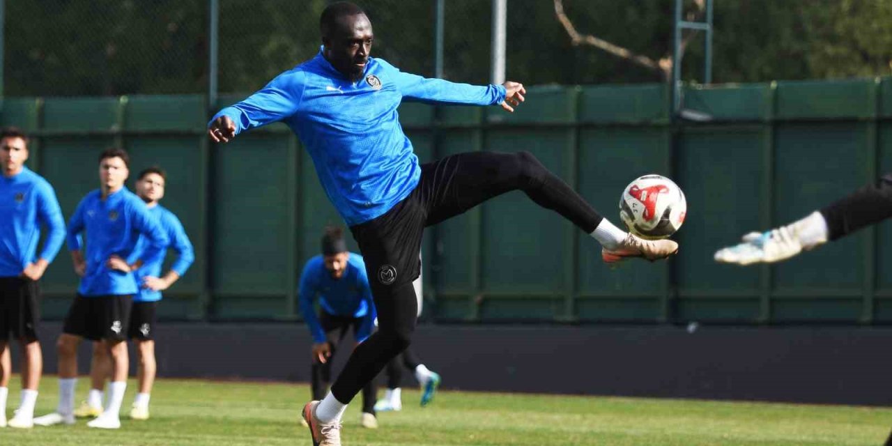 Manisa FK, Ümraniyespor maçının hazırlıklarını sürdürdü