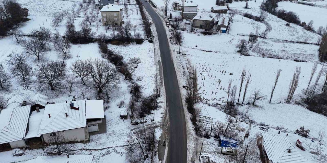 Uşak’ın yüksek kesimleri beyaza büründü