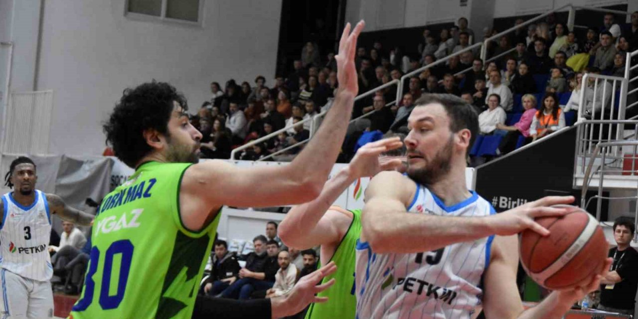 Basketbol Süper Ligi: Aliağa Petkimspor: 76 - TOFAŞ: 82