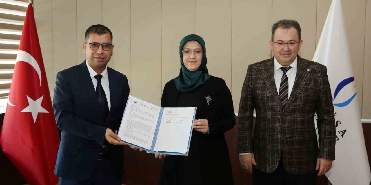 MCBÜ’de yoklama dijitale taşındı