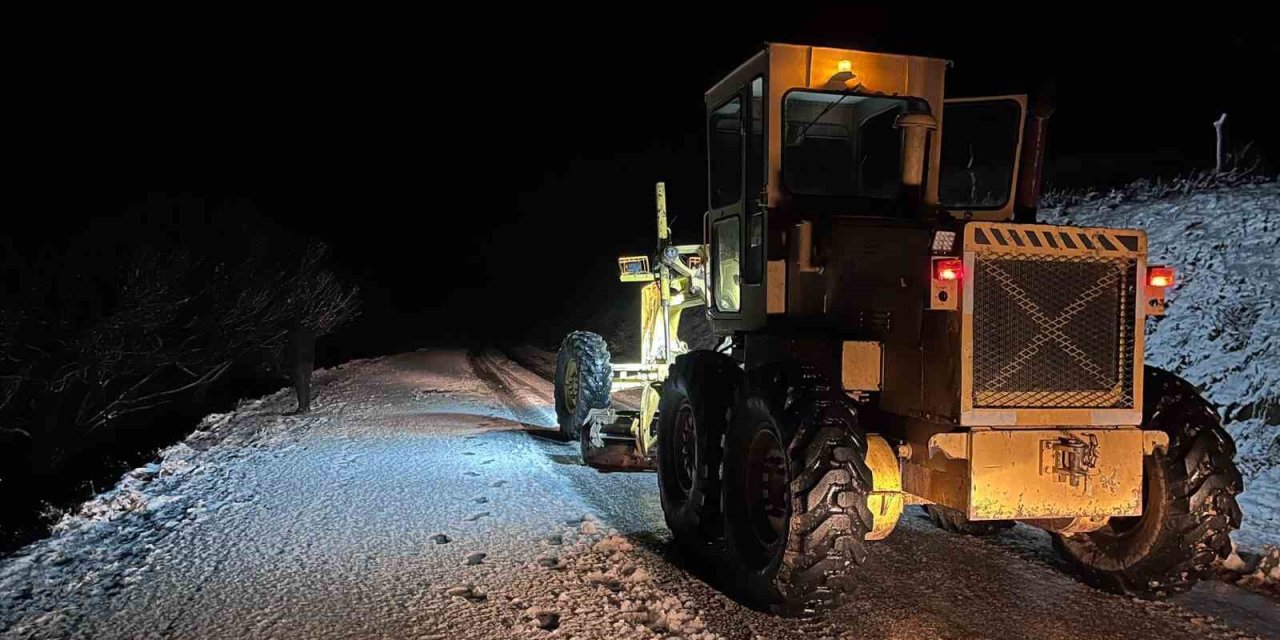 Başkan Çerçioğlu: "Karla mücadele çalışmalarımız aralıksız devam ediyor"