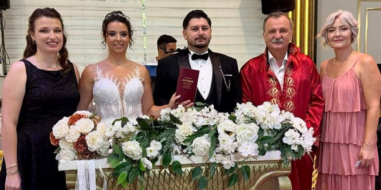 Yunusemre’de 2025 yılında bin 464 çift dünyaevine girdi