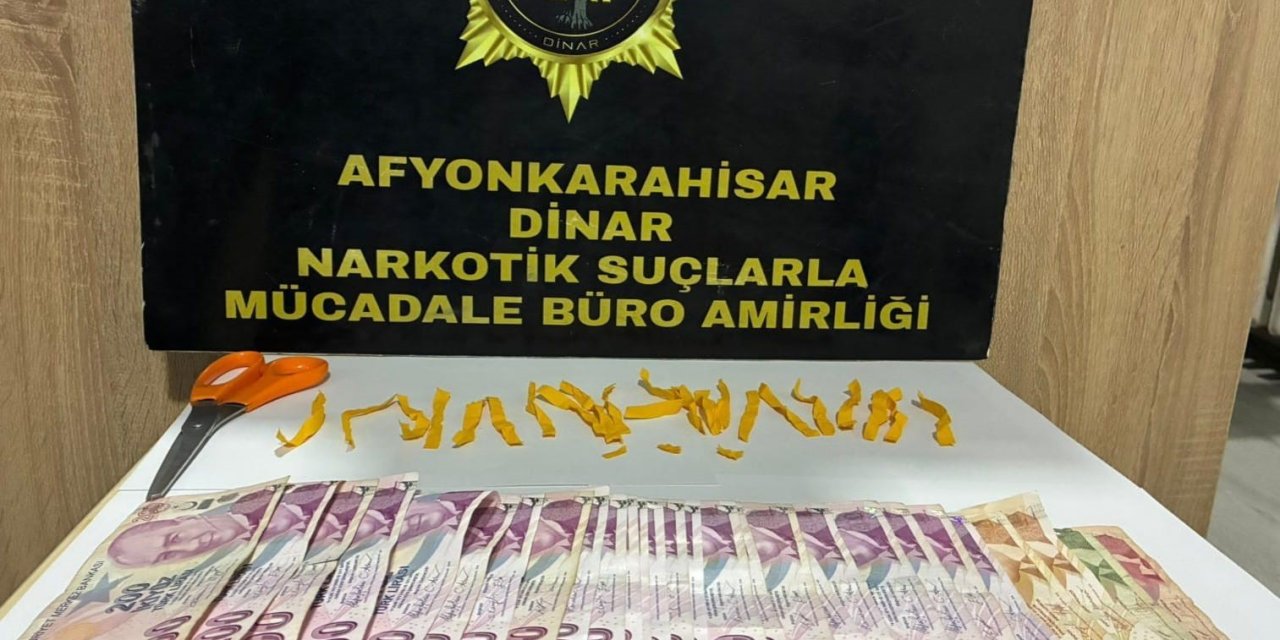 Polis 25 adet peçeteye emdirilmiş uyuşturucu madde ele geçirdi