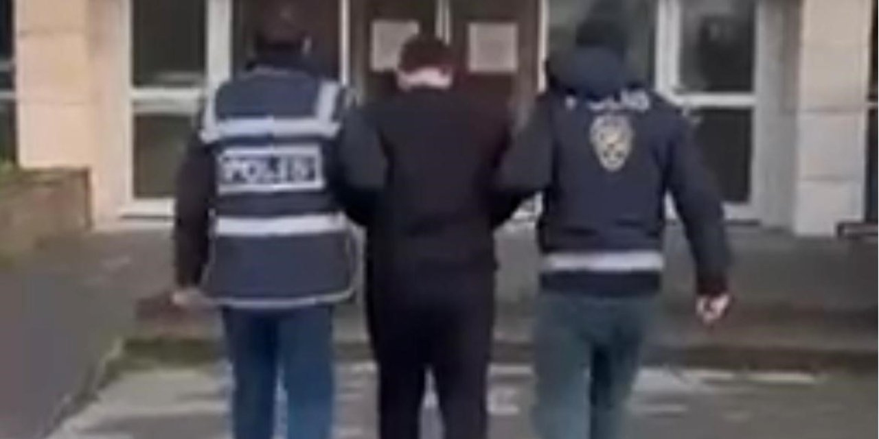 İzmir’de kesinleşmiş hapis cezasıyla aranan uyuşturucu taciri yakalandı