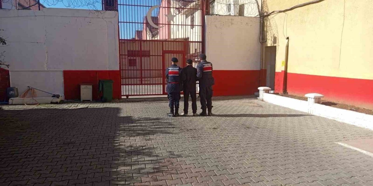 Aydın’da 2 aranan şahıs yakalandı