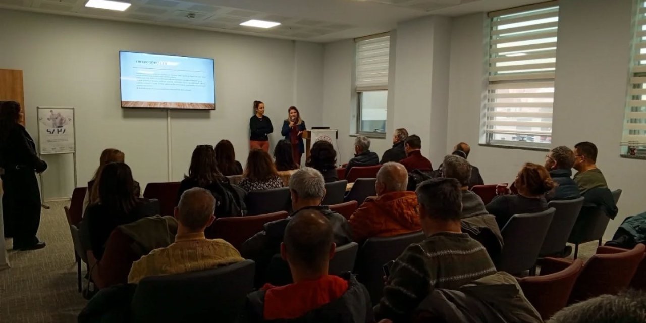 Nazilli’de aile hekimlerine tütün bağımlılığıyla mücadele eğitimi