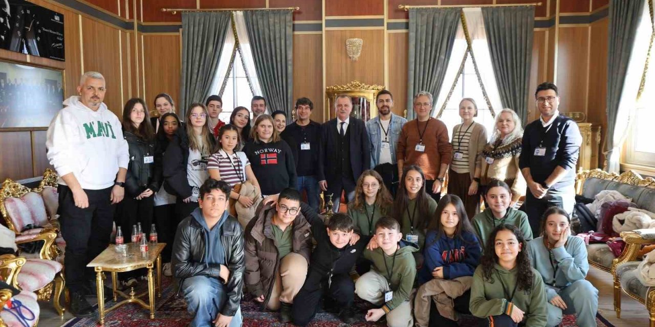 Başkan Balaban’dan öğrencilerin projesine destek