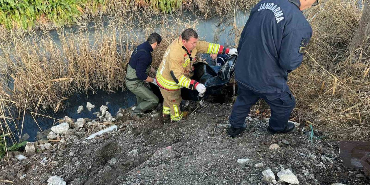 Kayıp olarak aranan yaşlı adam dere yatağında ölü bulundu
