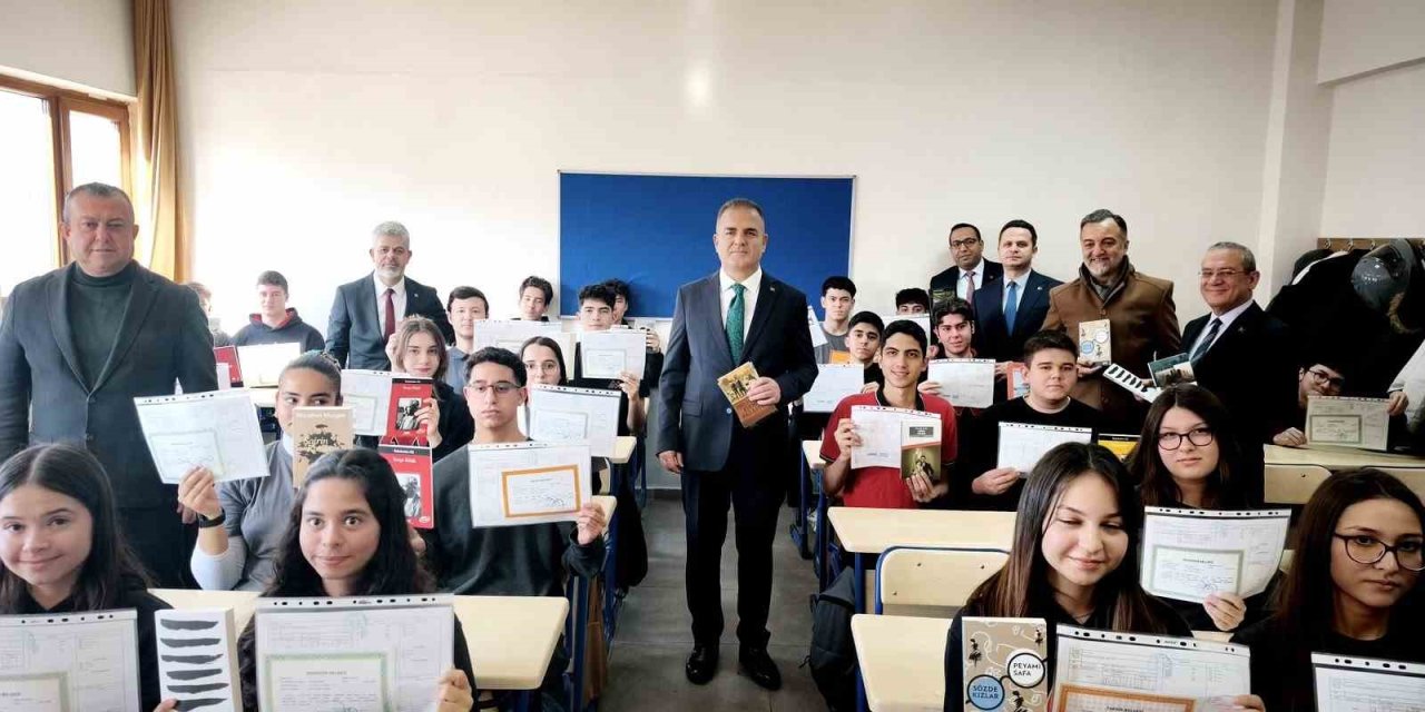 Muğla’da 161 bin öğrenci karne aldı, yarıyıl tatili başladı