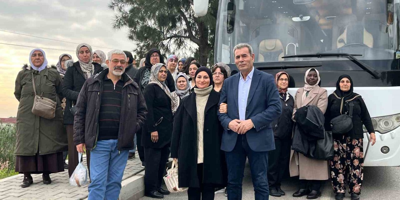 İzmir Büyükşehir’den Bayındırlı kadınlara festival sürprizi: 150 kadın festivale taşındı