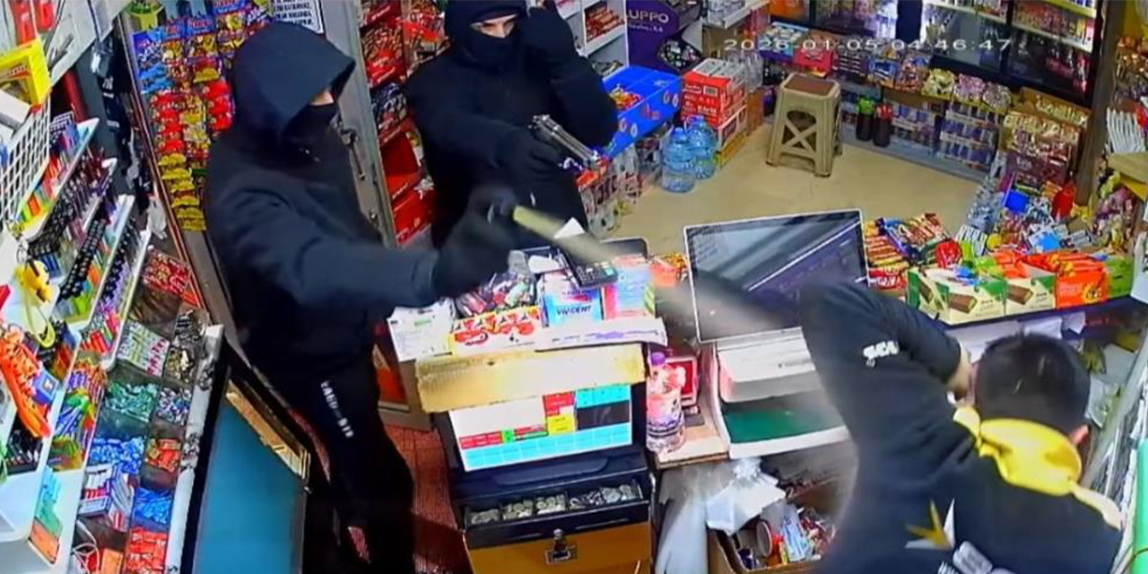 Market sahibine dehşeti yaşatan gaspçıları polis kıskıvrak yakaladı