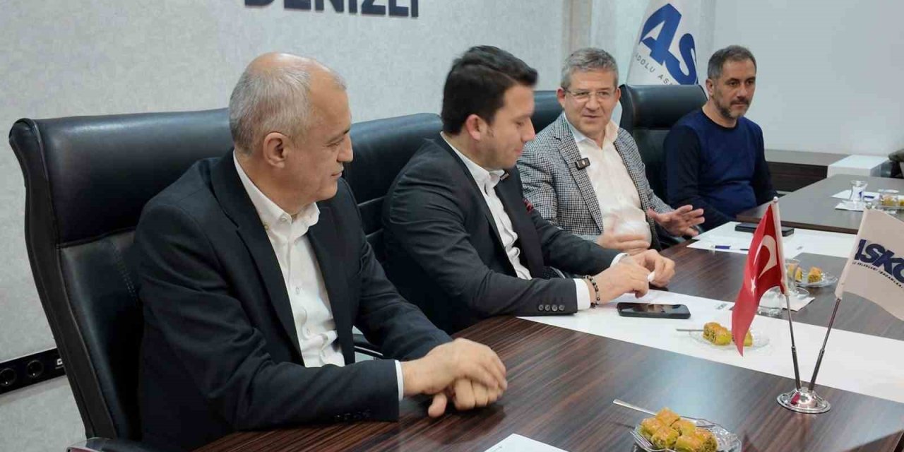 AK Parti İl Başkanı Subaşıoğlu; "Bizi takip etsinler, biz onlara proje vermeye devam edeceğiz"