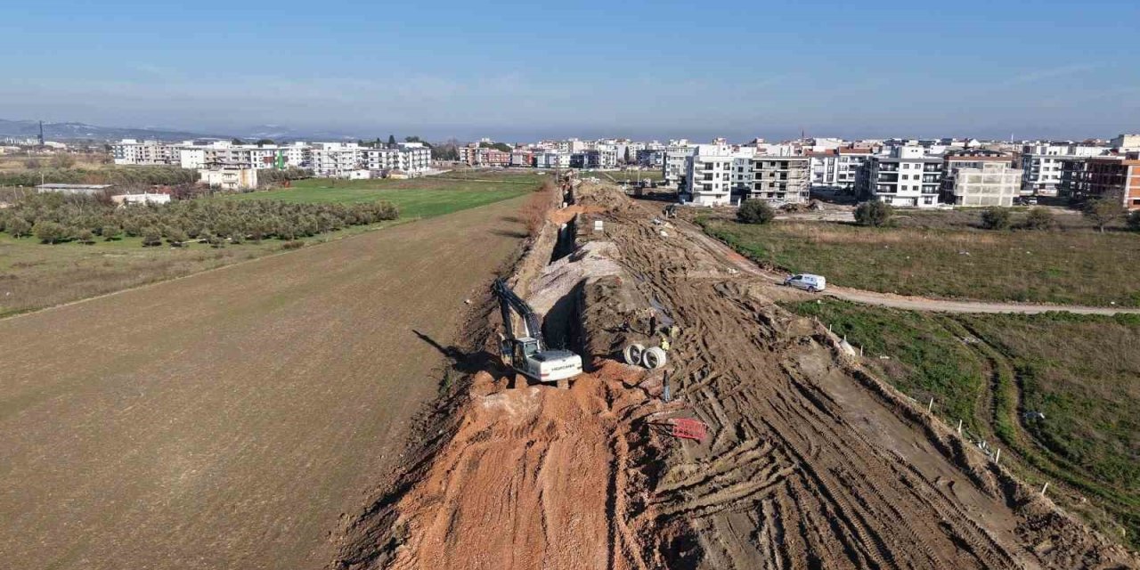 Manisa Büyükşehir Belediyesi ve MASKİ tüm gücüyle sahada