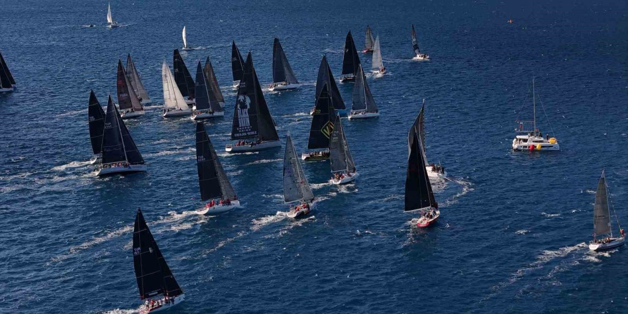 Marmaris Körfezi’nde yine yelkenler fora oldu