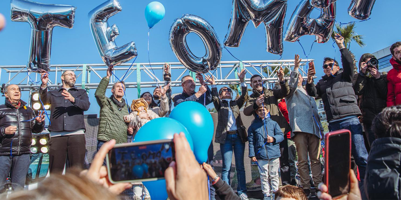 Kuşadası’nda sevinç balonları SMA’LI Teoman bebek için uçuruldu